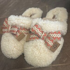 UGG Maxi Curly genuine shearling scuff slippers with bow